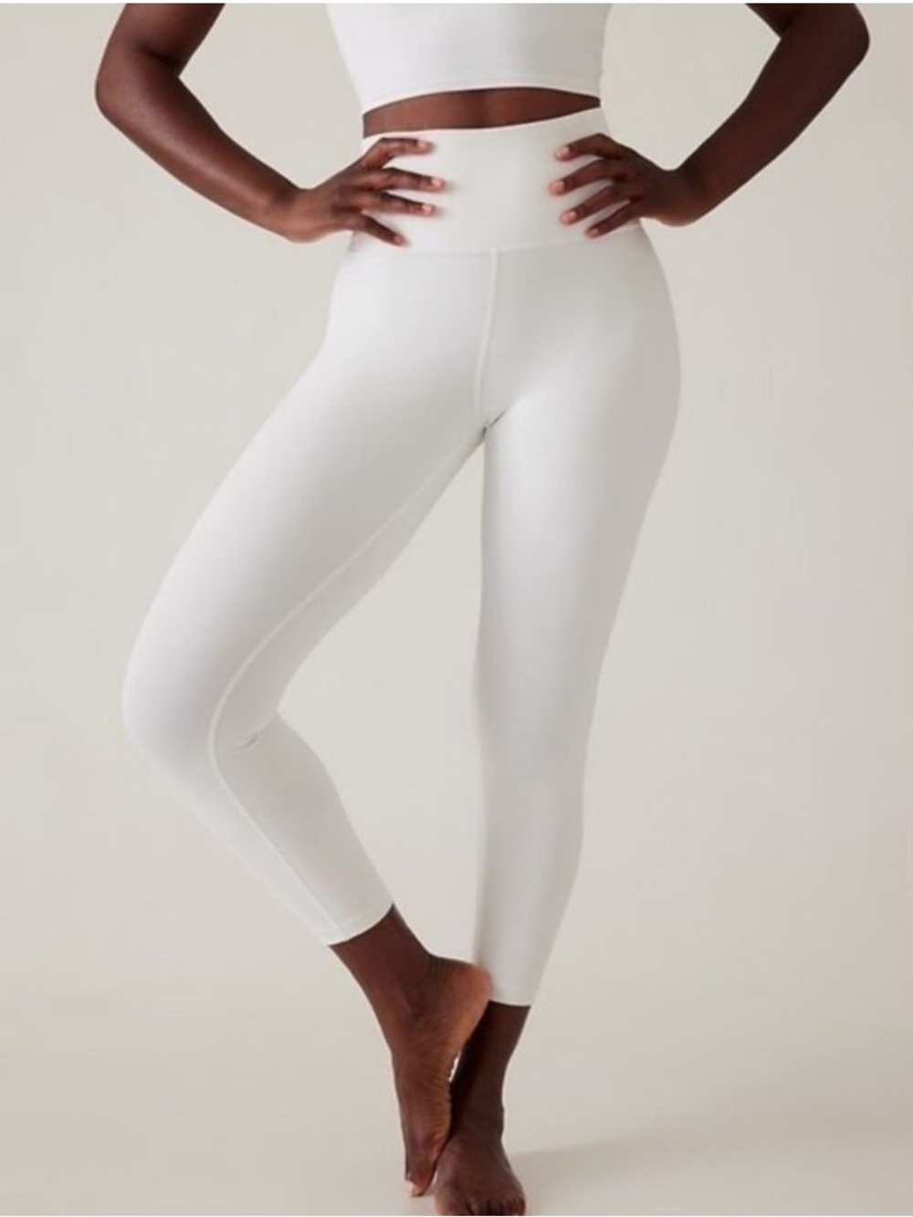 NWT Athleta Elation Ultra High Rise 7/8 Tight Legging in White Size Small